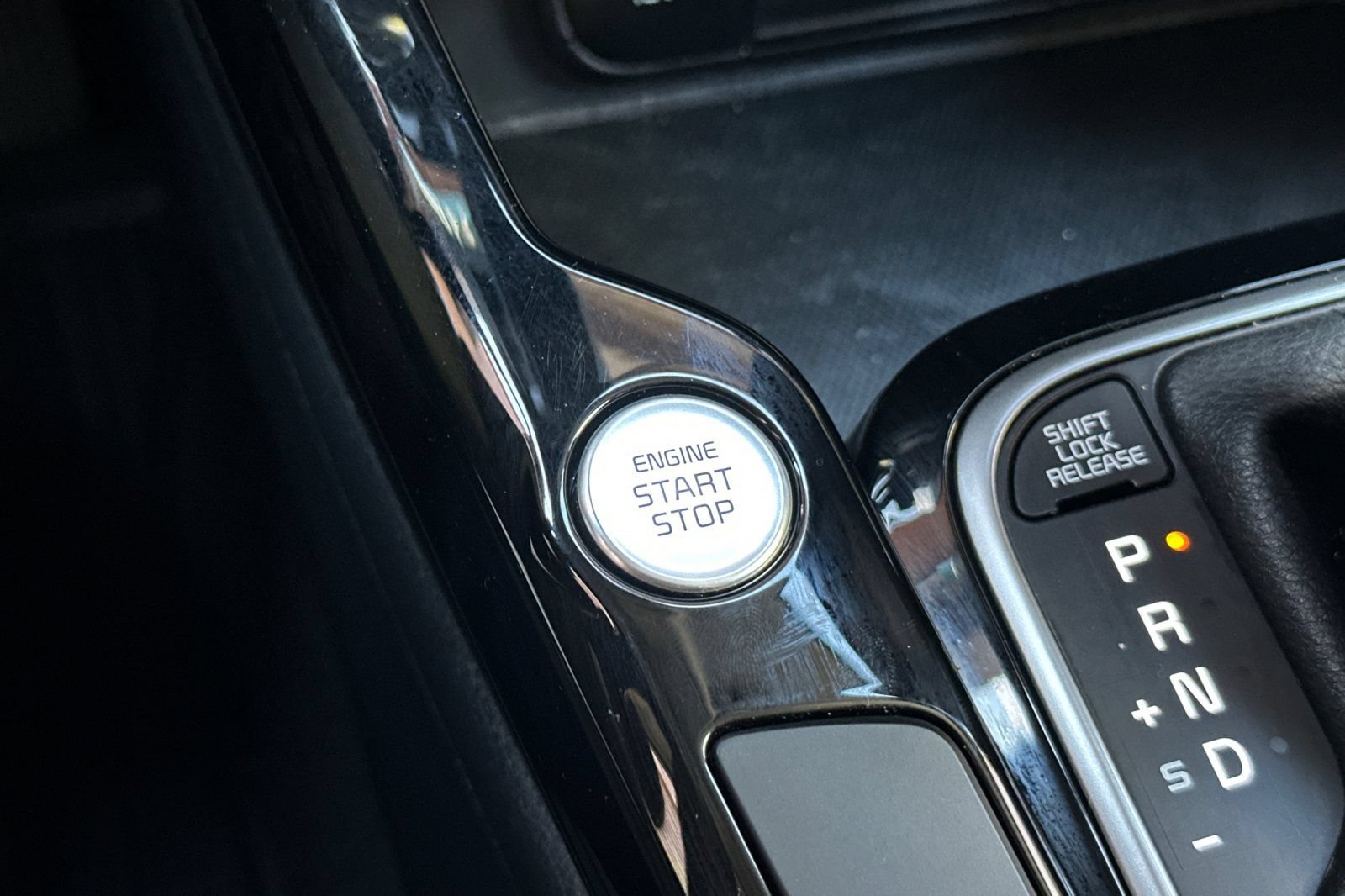 Certified 2025 Kia Soul S FWD image 23