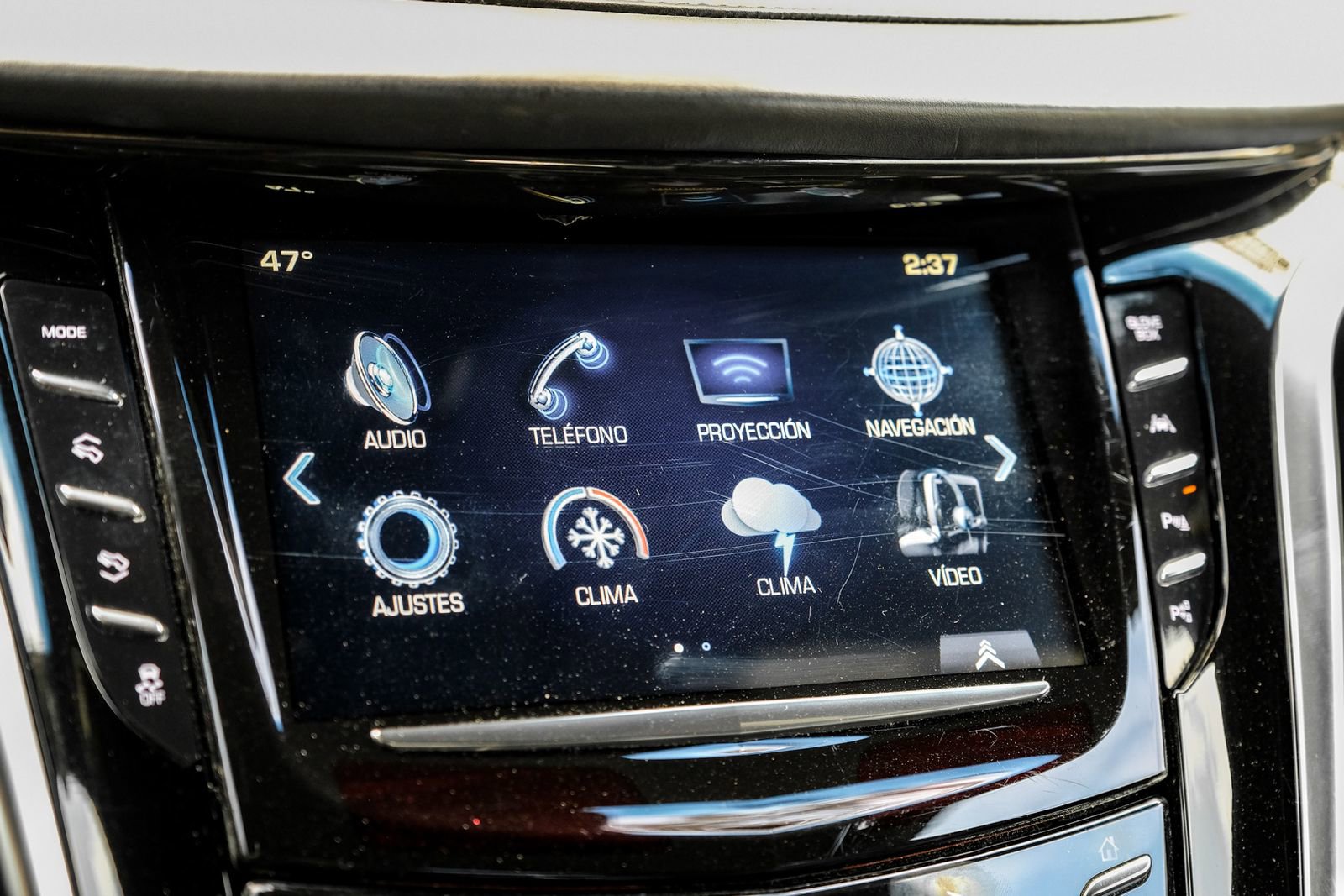 Used 2019 Cadillac Escalade ESV Platinum image 26