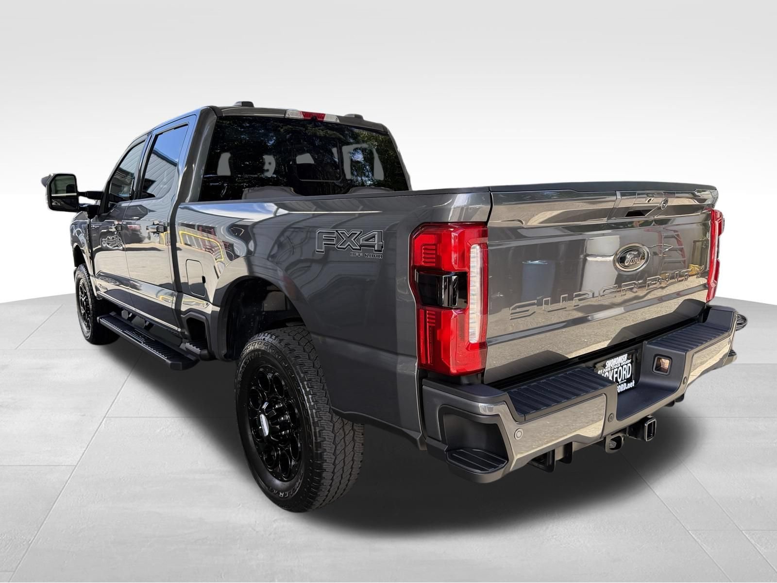 Used 2026 Ford F350 Lariat w/ Black Appearance Package AWD/4WD image 8