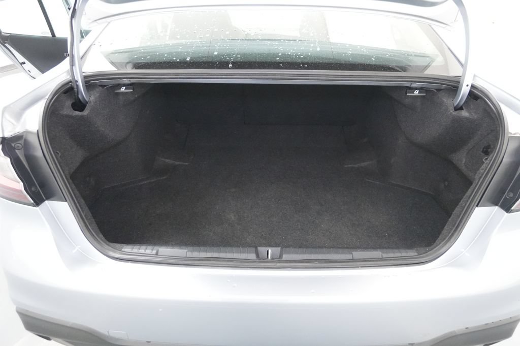 Used 2024 Subaru Legacy Premium AWD/4WD image 21