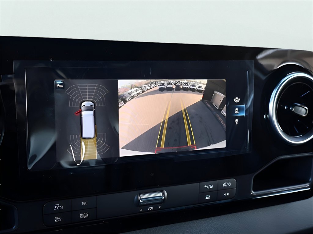 Used 2024 Mercedes-Benz Sprinter 3500 image 23