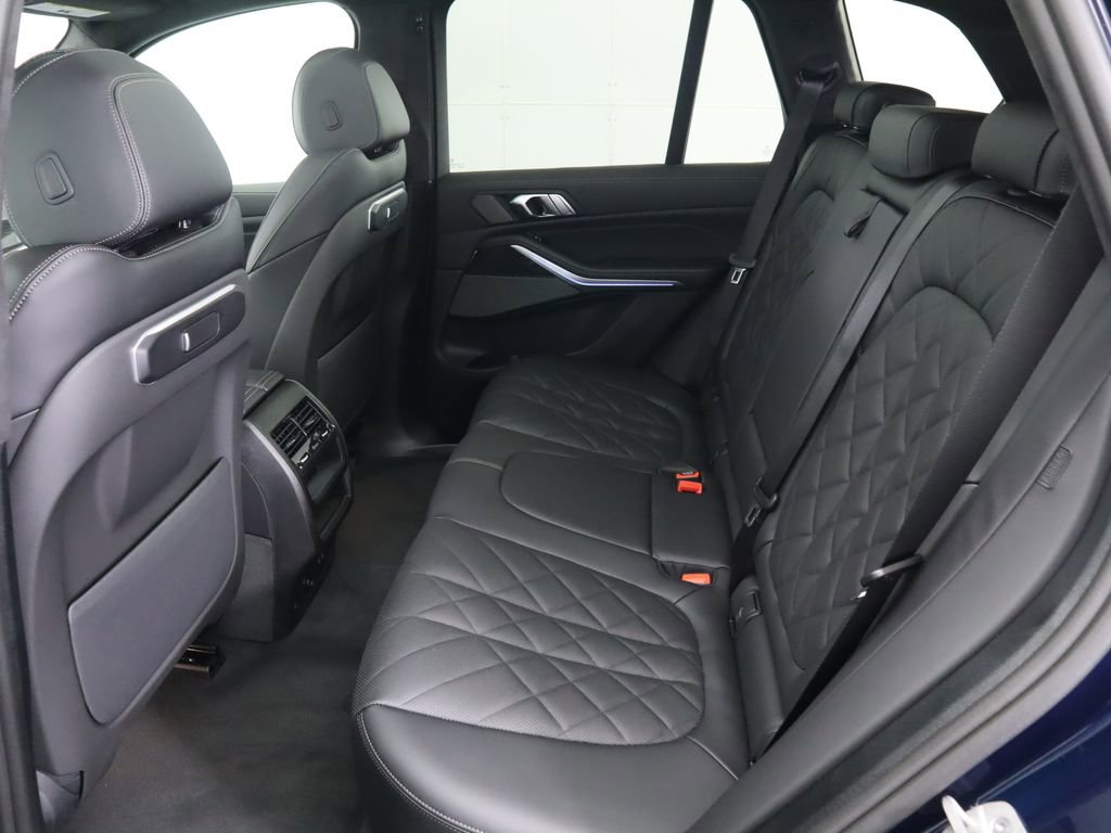 New 2026 BMW X5 sDrive40i w/ M Sport Package image 22