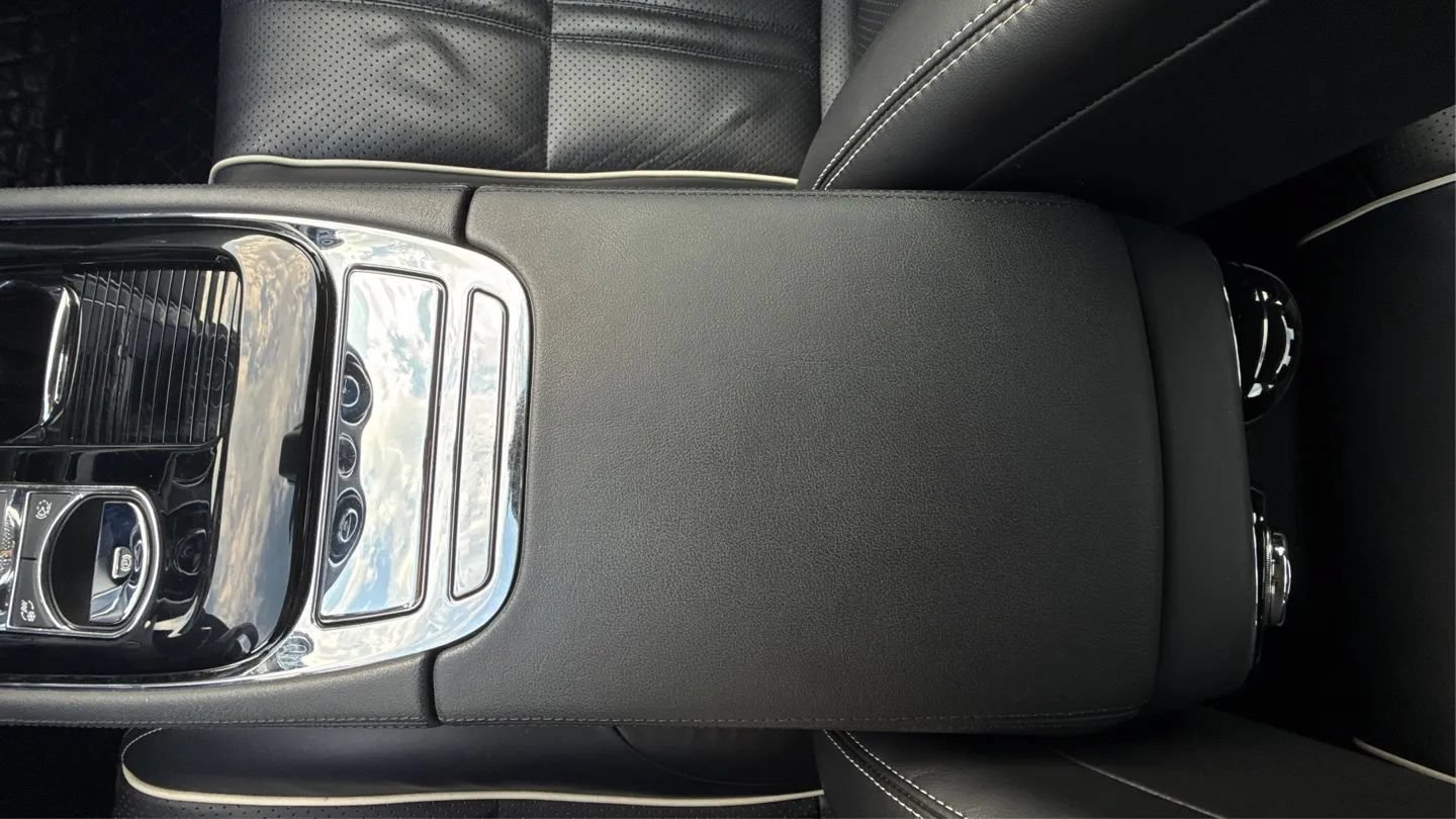 Used 2016 Jaguar XJ R-Sport RWD image 38