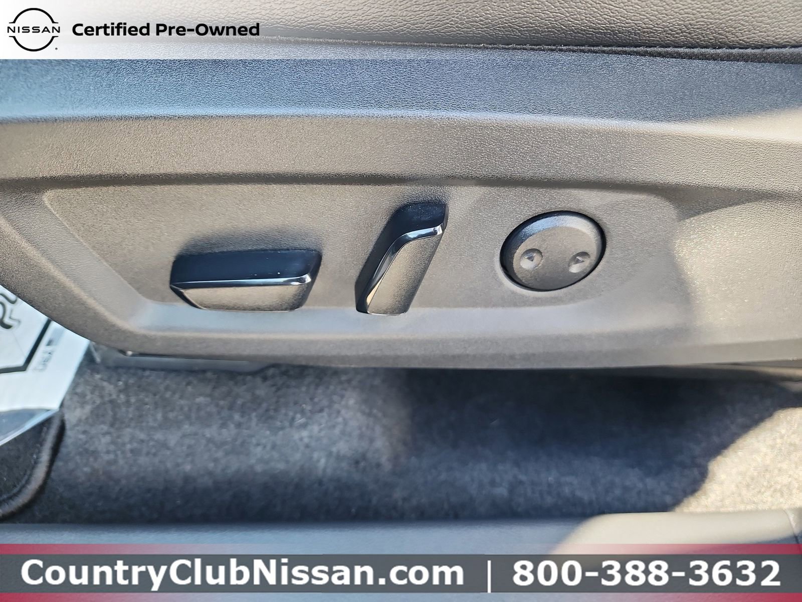 Certified 2025 Nissan Murano SL image 37