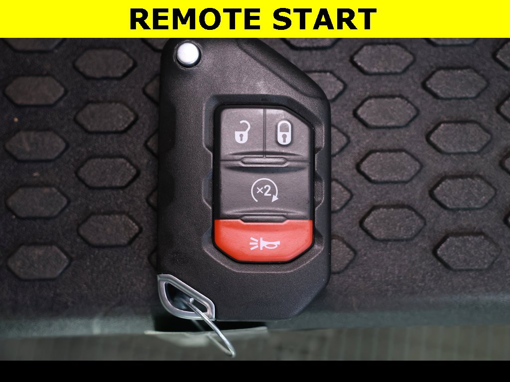 Used 2021 Jeep Wrangler Unlimited Sahara image 7