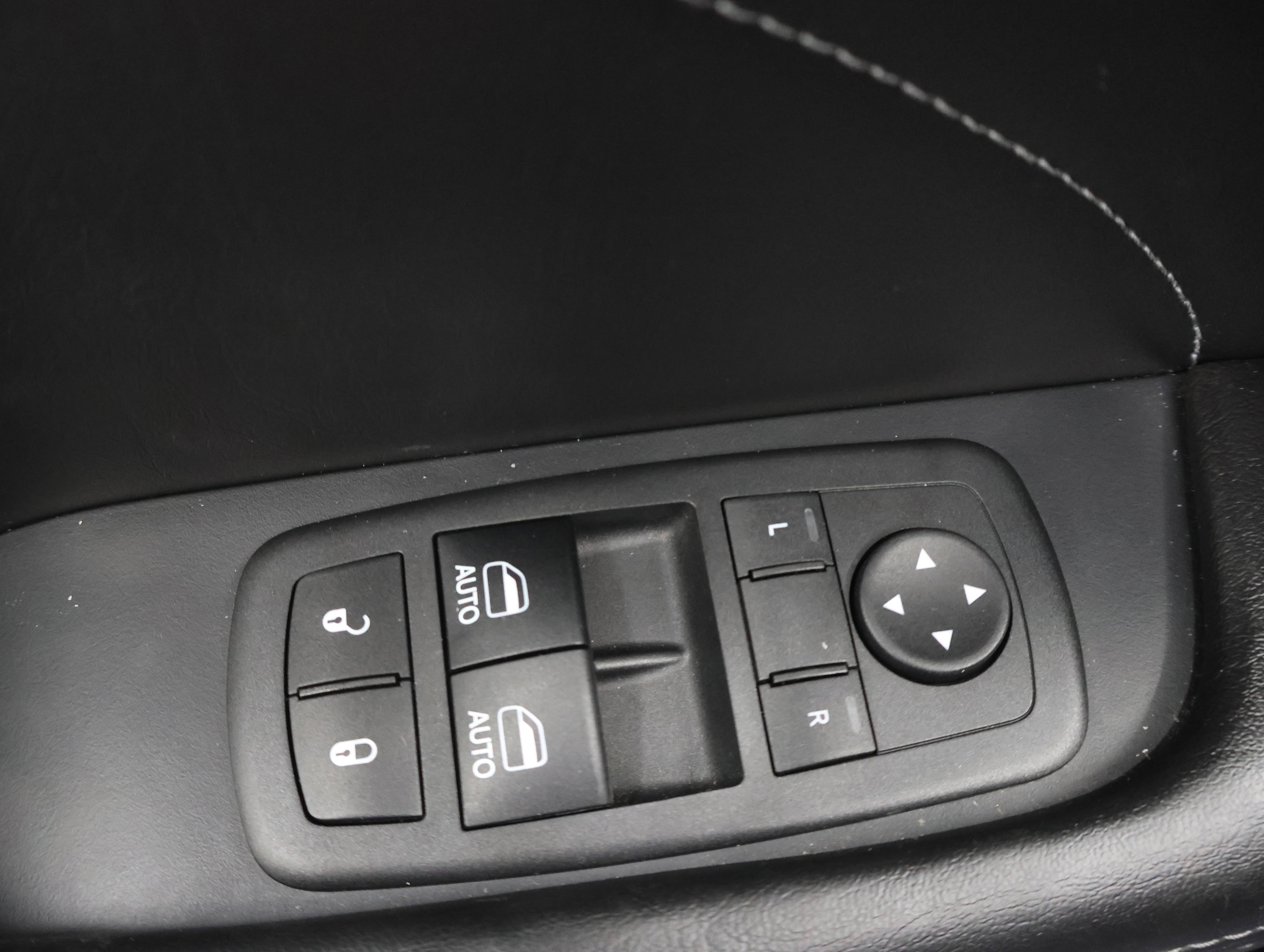 Used 2017 Dodge Challenger R/T Scat Pack RWD image 44