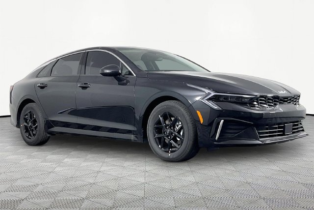 New 2027 Kia K5 LXS FWD image 3