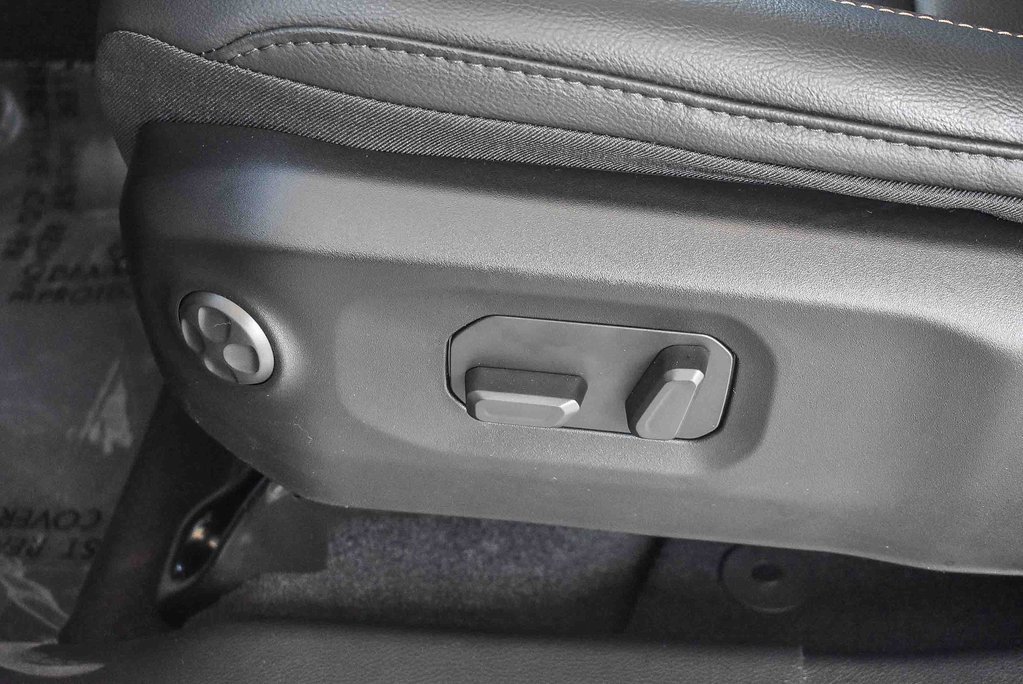 New 2026 Jeep Wrangler Sahara image 21