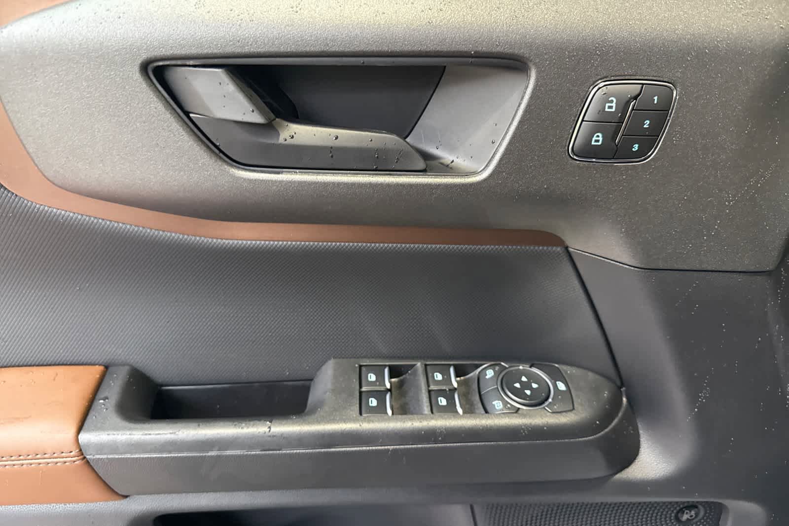 New 2026 Ford Bronco Sport Outer Banks w/ Outer Banks Tech Package+ AWD/4WD image 9