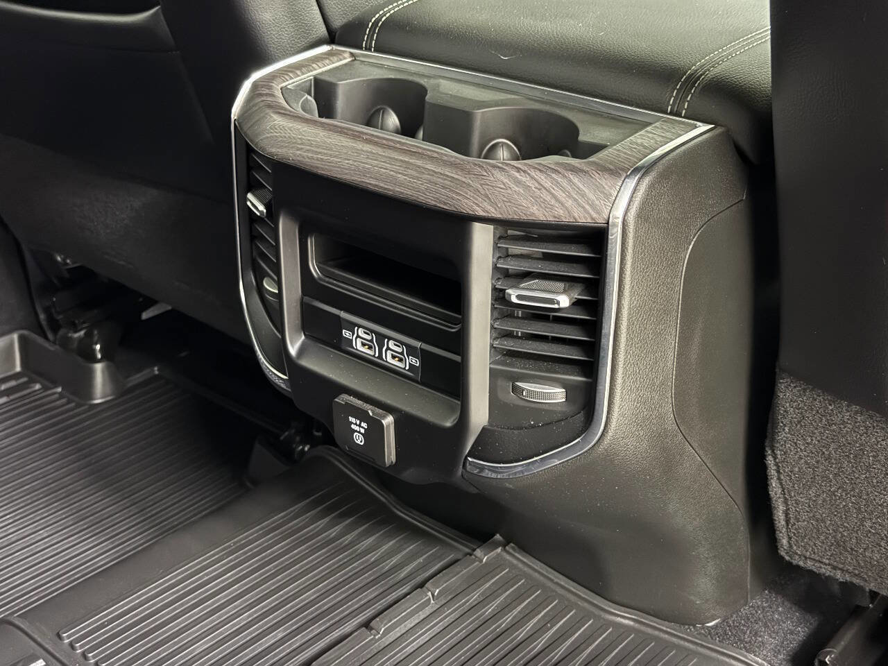 Used 2026 RAM 3500 Laramie w/ Night Edition AWD/4WD image 44