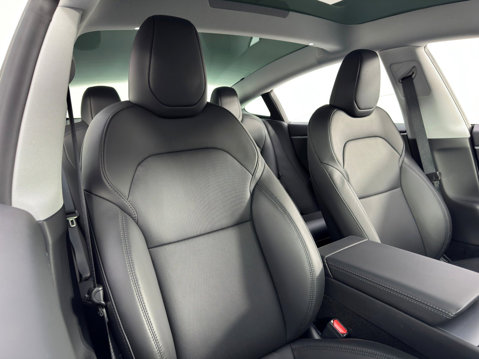 Used 2024 Tesla Model 3 Long Range image 46