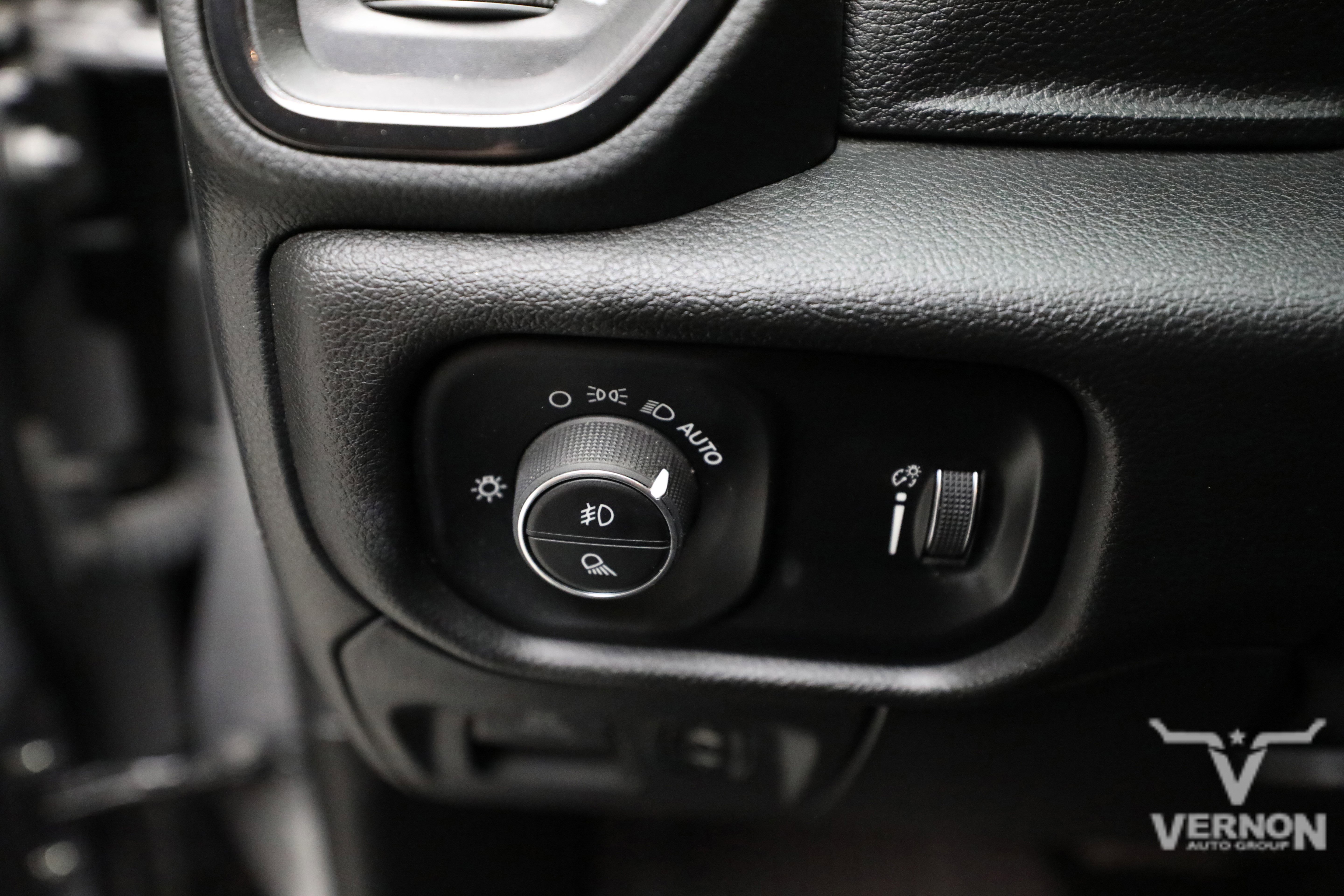 Used 2024 RAM 1500 Lone Star AWD/4WD image 16