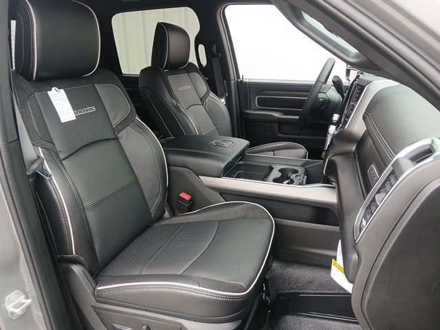 New 2027 RAM 4500 4x4 Crew Cab DRW w/ Laramie Trim Package image 29