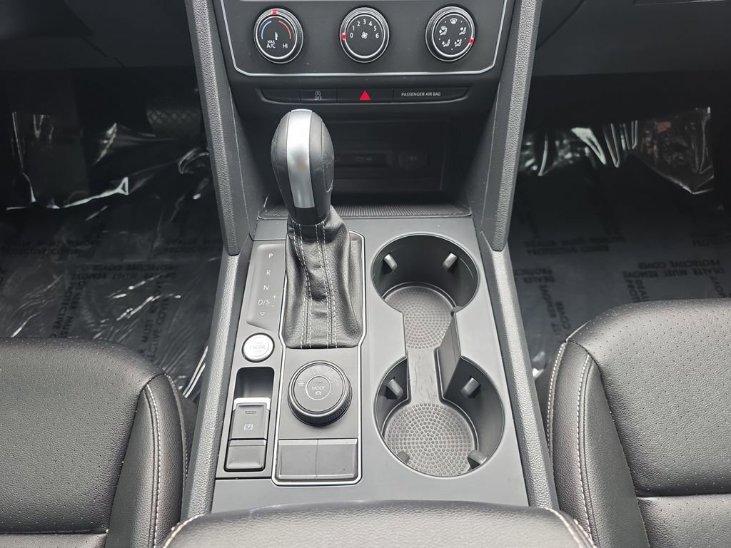 Used 2022 Volkswagen Atlas SE AWD/4WD image 12