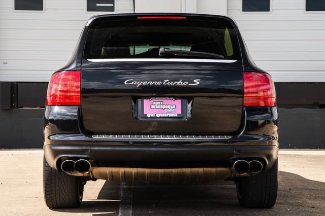 Used 2006 Porsche Cayenne Turbo S AWD/4WD image 16