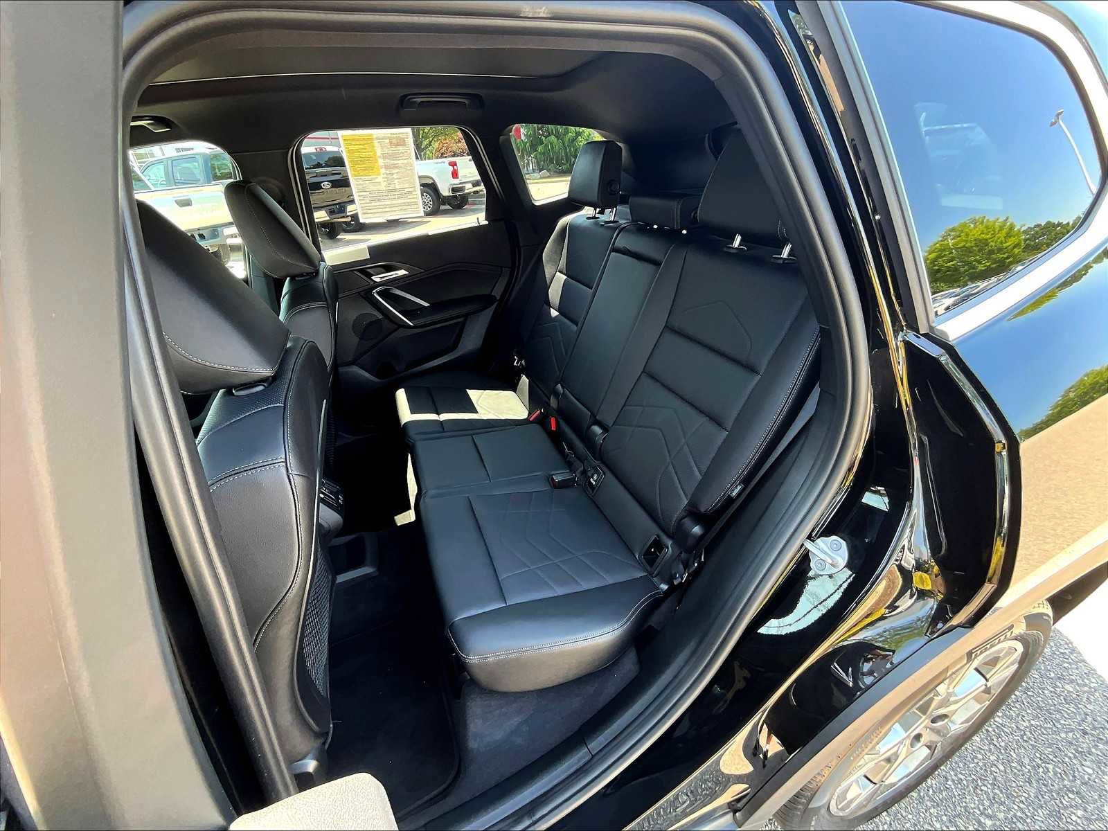 Used 2023 BMW X1 xDrive28i image 15