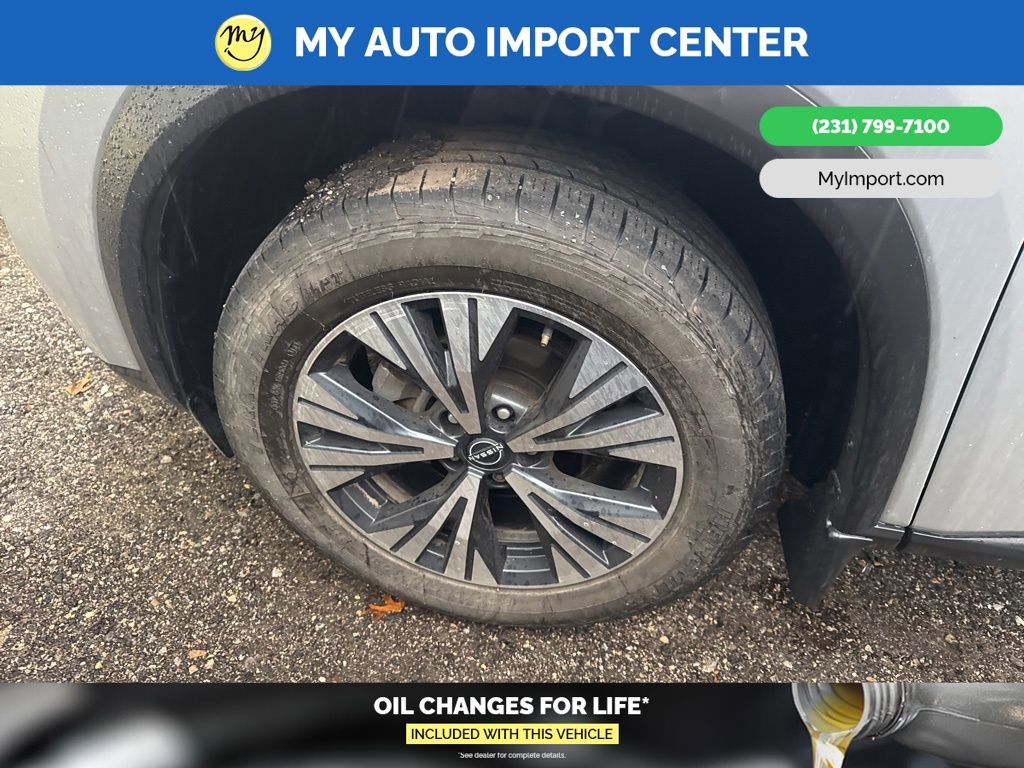 Used 2023 Nissan Rogue SV image 6