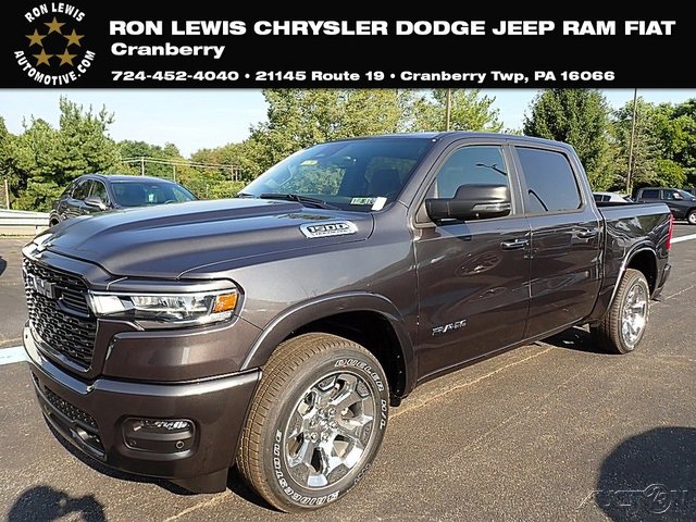 New 2026 RAM 1500 4x4 Crew Cab video 1