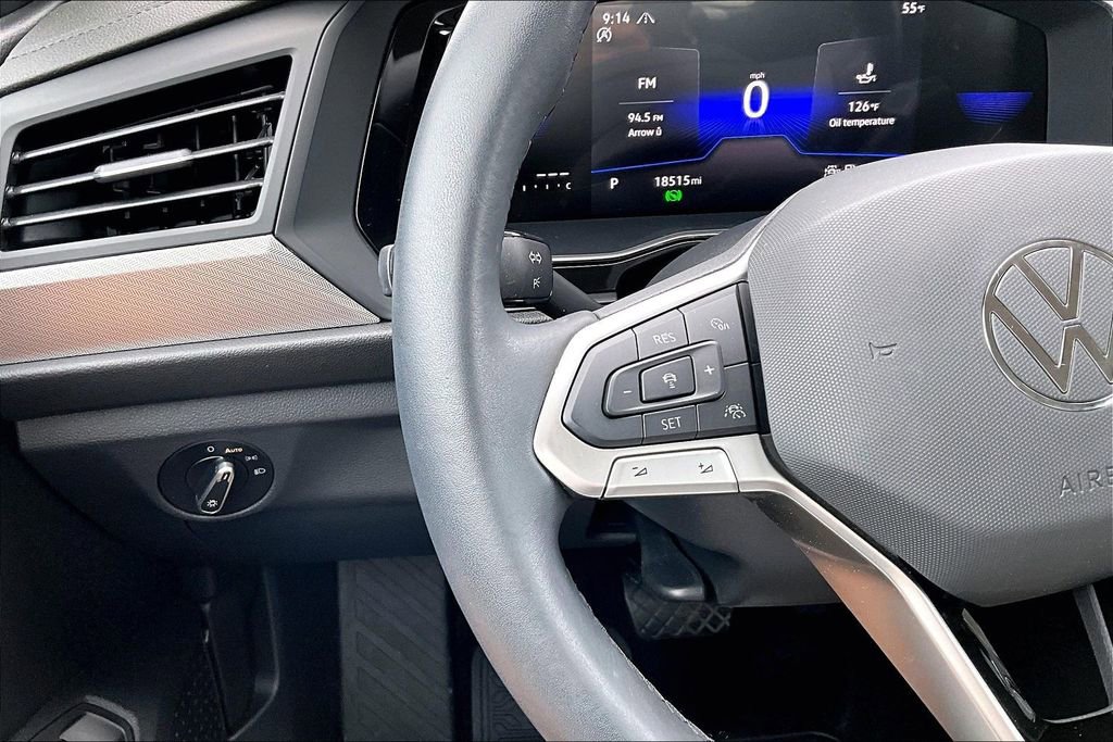 Certified 2024 Volkswagen Jetta S image 23