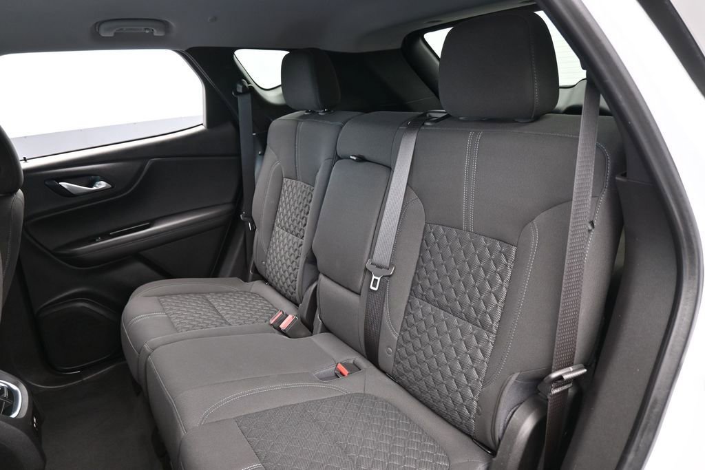 Used 2022 Chevrolet Blazer LT FWD image 30
