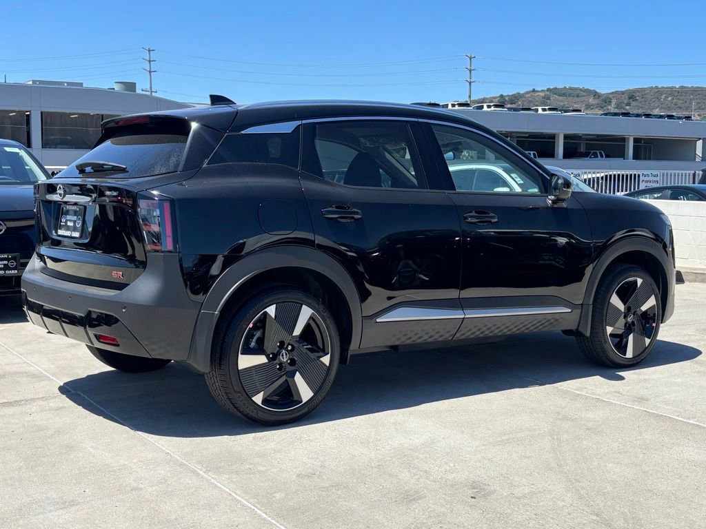 New 2025 Nissan Kicks SR image 3