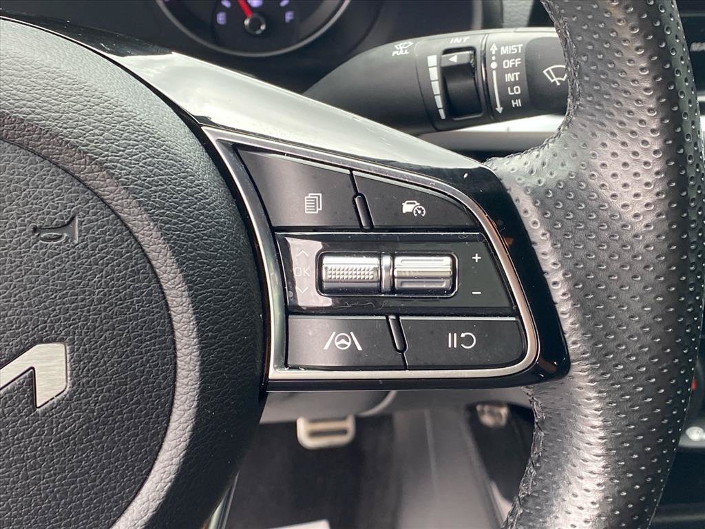 Certified 2022 Kia Forte GT-Line FWD image 17