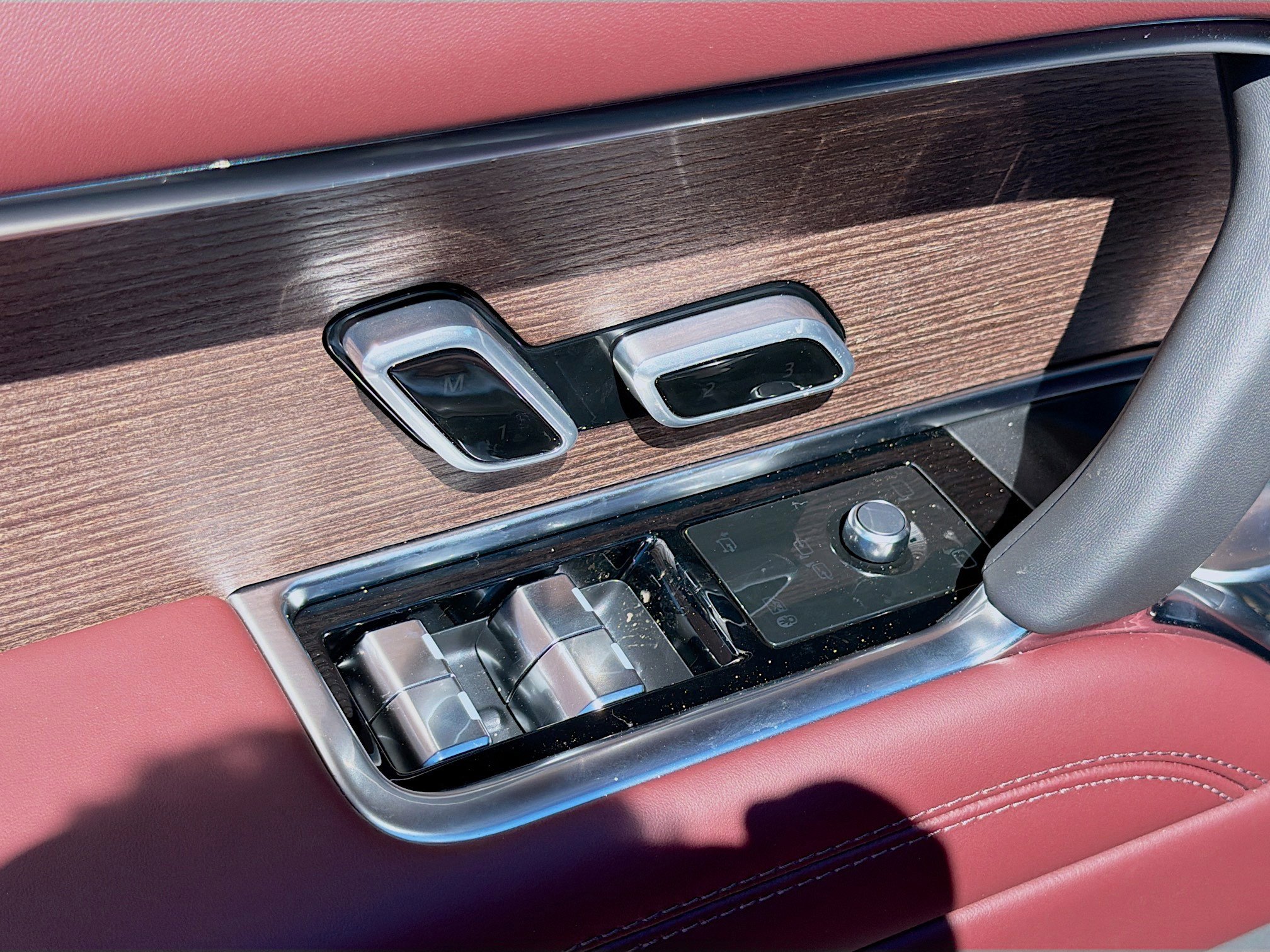 New 2026 Land Rover Range Rover Long Wheelbase Autobiography image 24