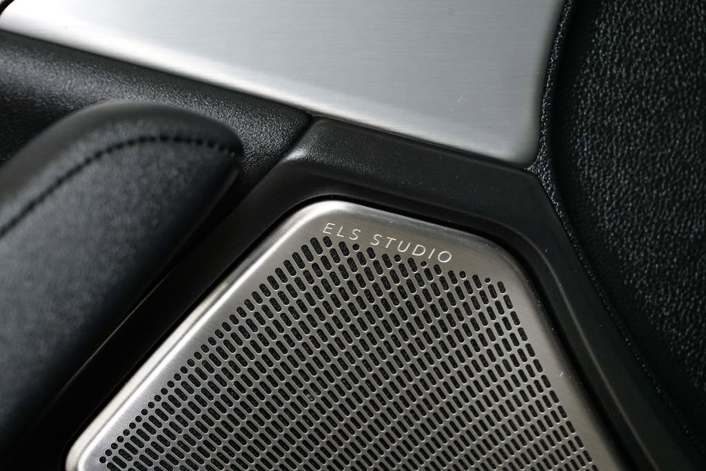 Certified 2025 Acura TLX w/ Technology Package image 8