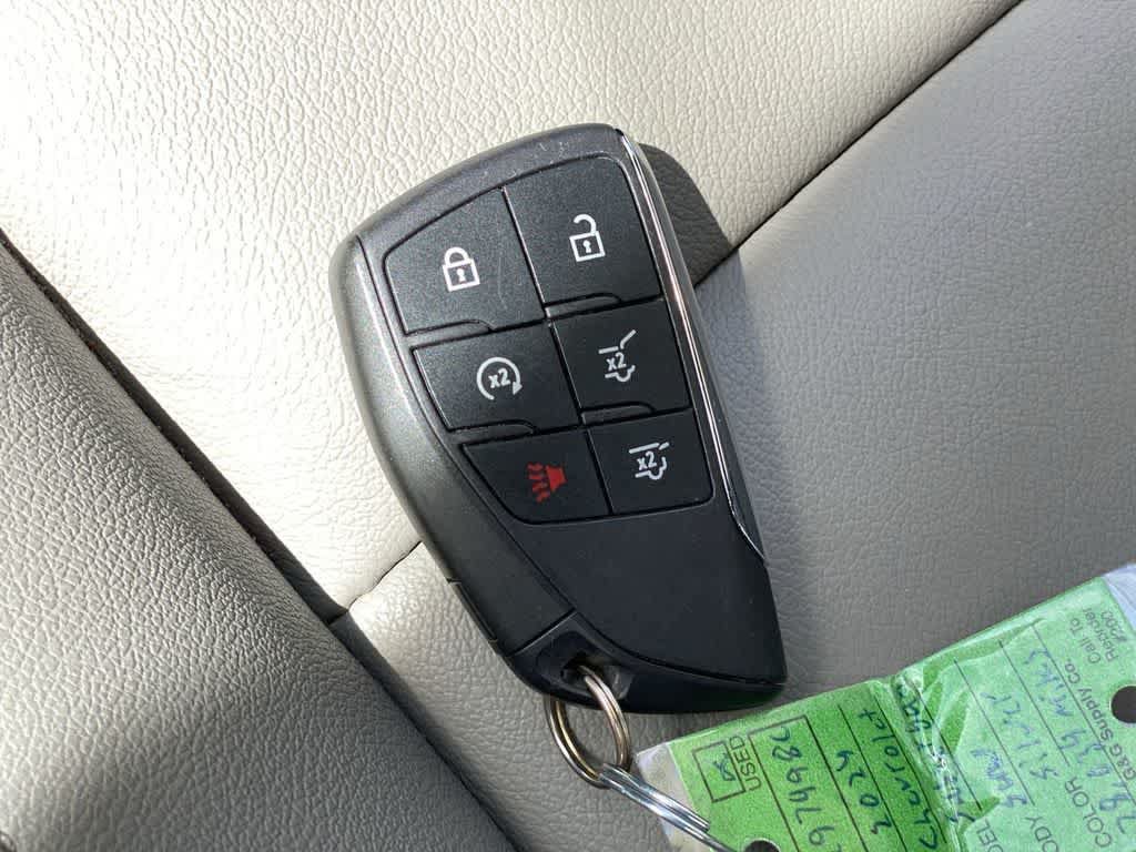 Used 2024 Chevrolet Suburban LT w/ LT Signature Package AWD/4WD image 27