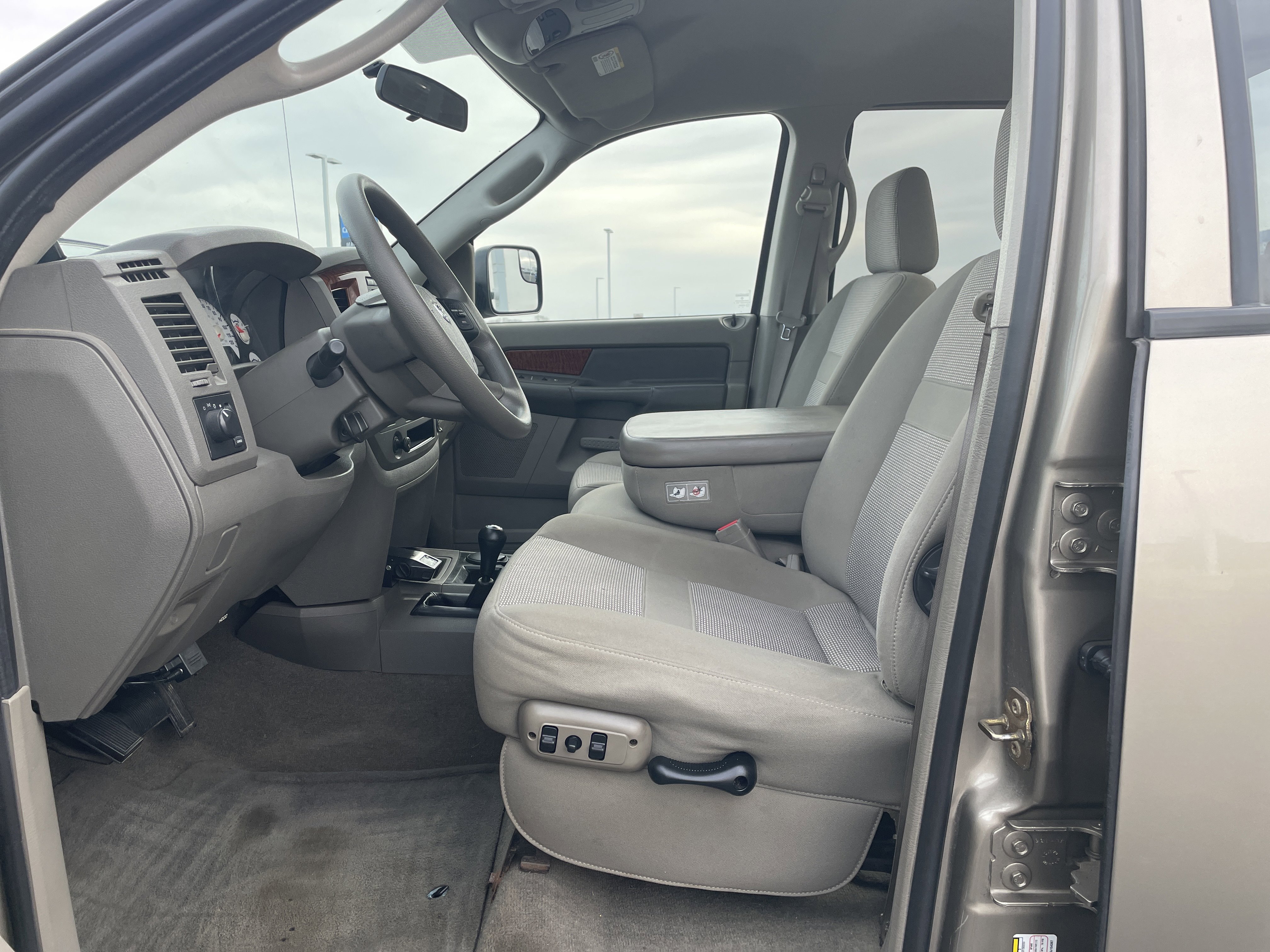 Used 2006 Dodge Ram 2500 Truck SLT w/ Trailer Tow Group image 15