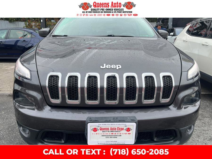 Used 2017 Jeep Cherokee Latitude w/ Comfort & Sound Group