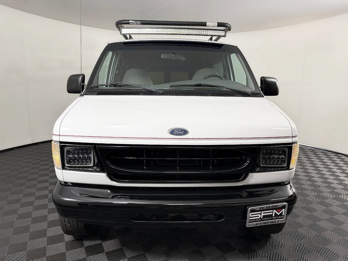Used 1999 Ford E-350 and Econoline 350 XL RWD image 4