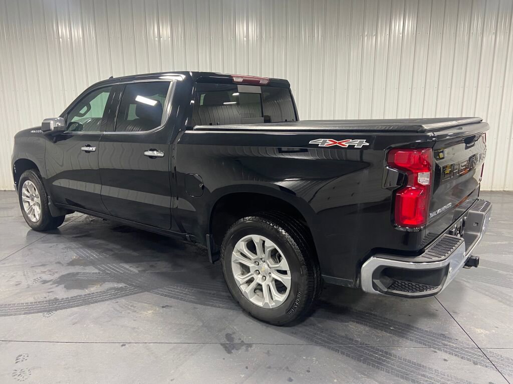 Used 2023 Chevrolet Silverado 1500 LTZ w/ LTZ Premium Package image 3