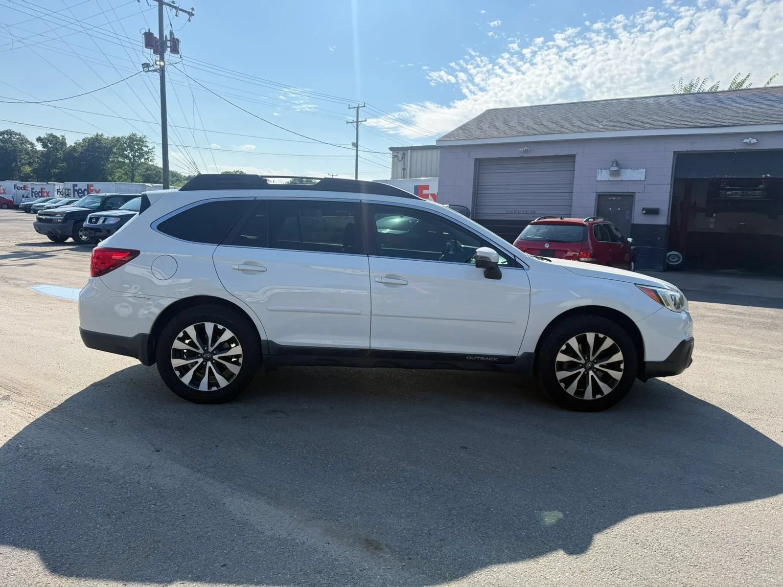 Used 2015 Subaru Outback 2.5i Limited AWD/4WD image 5