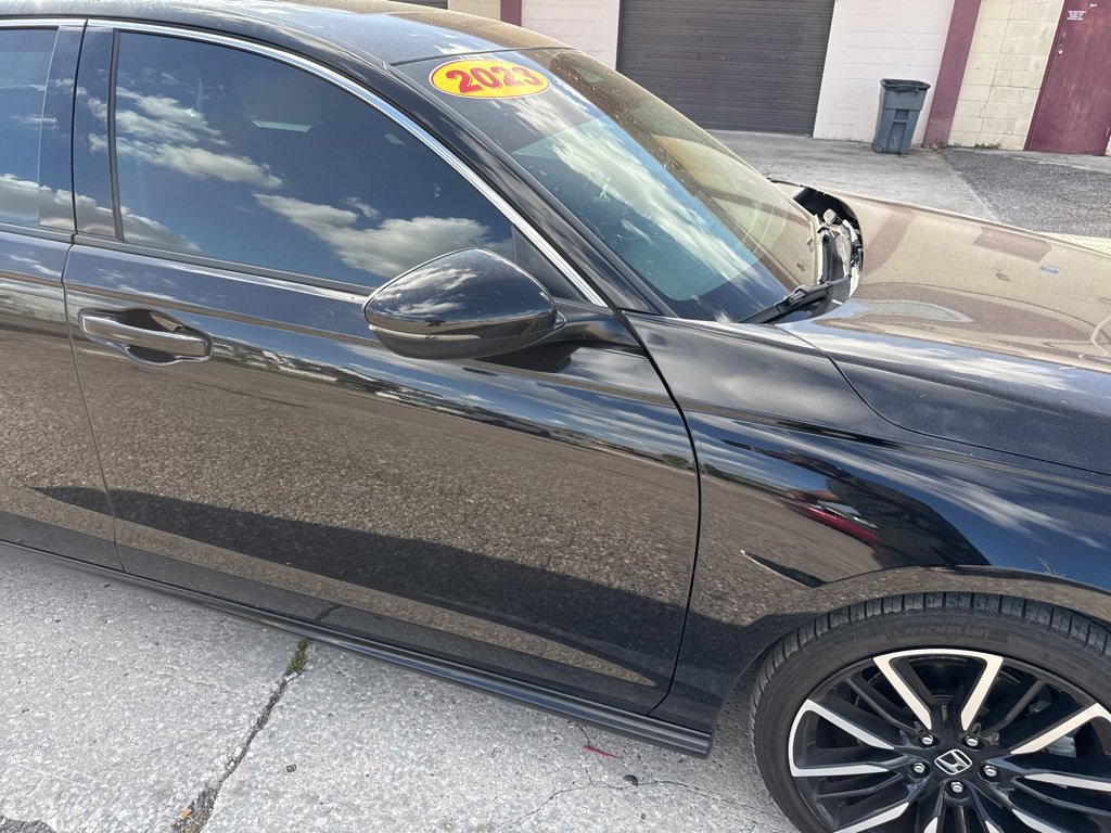 Used 2023 Honda Accord Touring image 4