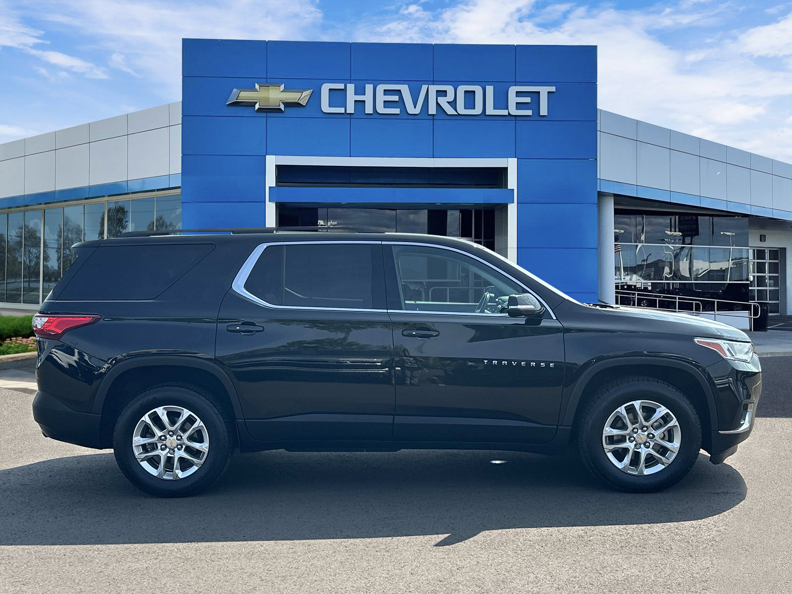 Certified 2019 Chevrolet Traverse LT AWD/4WD image 5