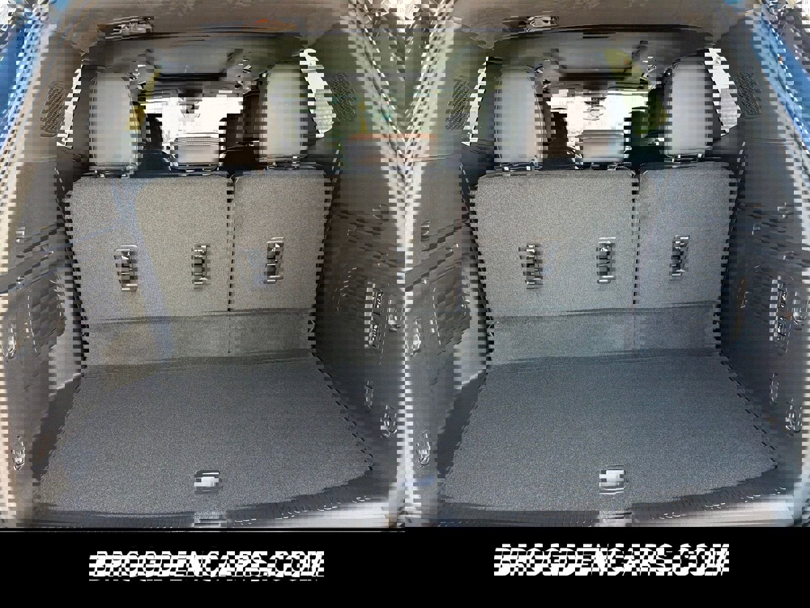 New 2026 GMC Acadia Denali Ultimate image 9