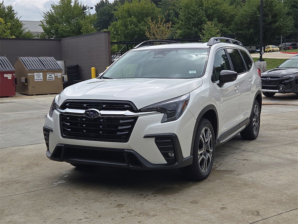 New 2025 Subaru Ascent Limited image 2