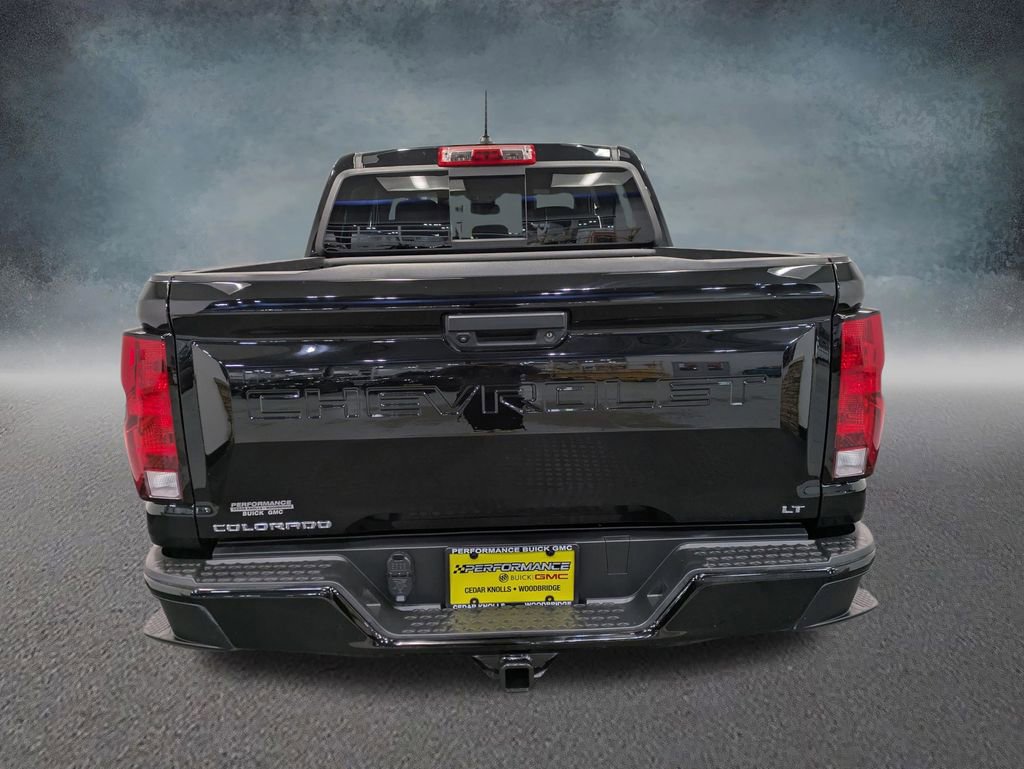 Used 2023 Chevrolet Colorado LT w/ LT Convenience Package II AWD/4WD image 5