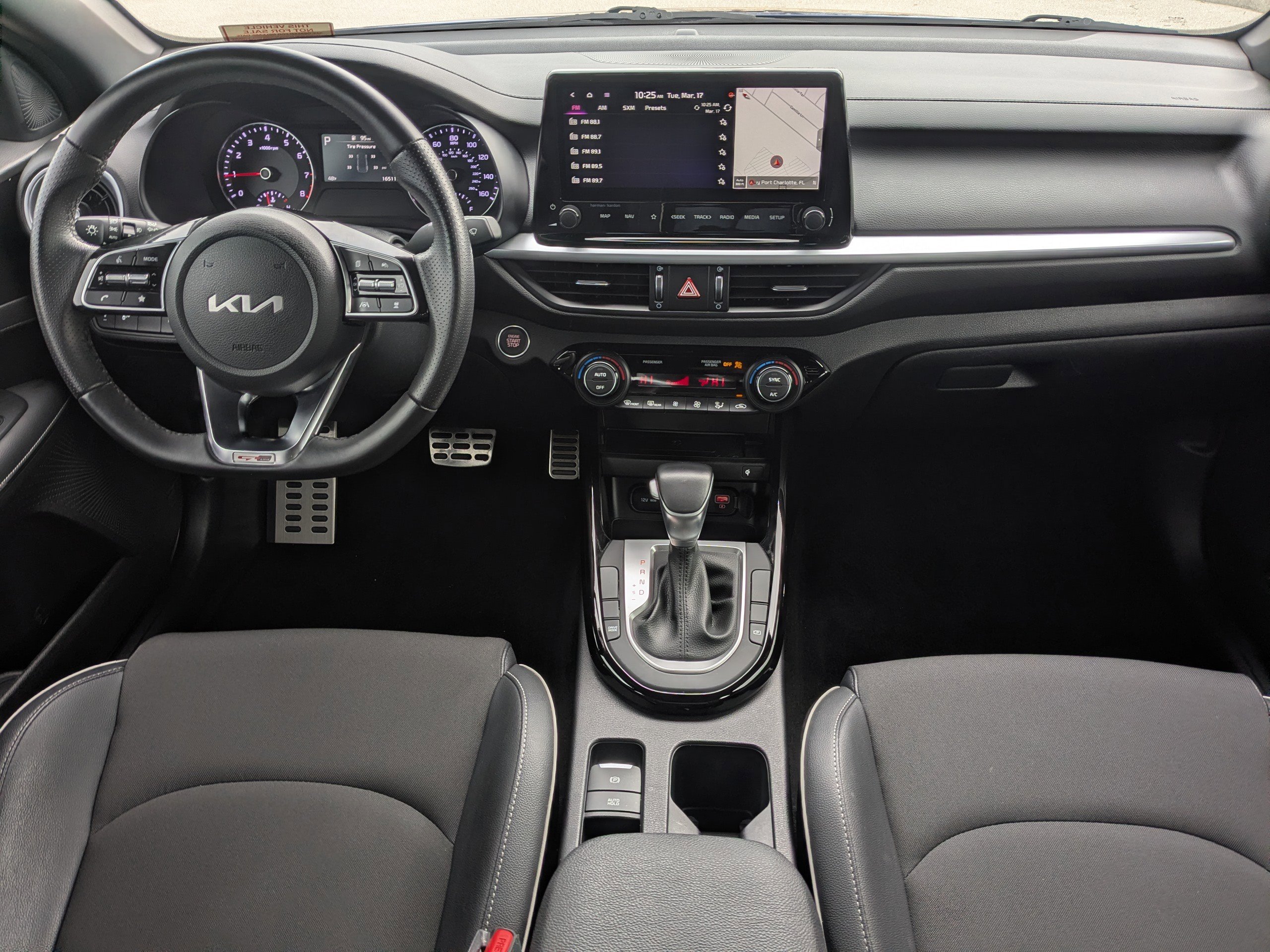 Used 2024 Kia Forte GT-Line w/ GT-Line Premium Package image 15