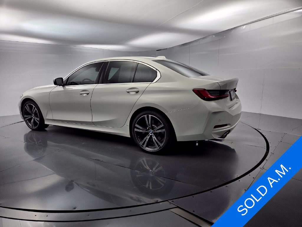 Certified 2024 BMW 330i xDrive Sedan w/ Premium Package AWD/4WD image 8