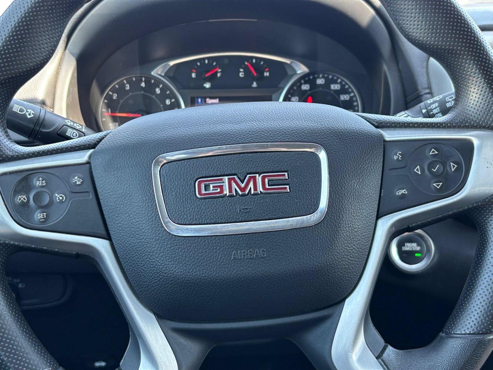 Used 2024 GMC Terrain SLE FWD image 26