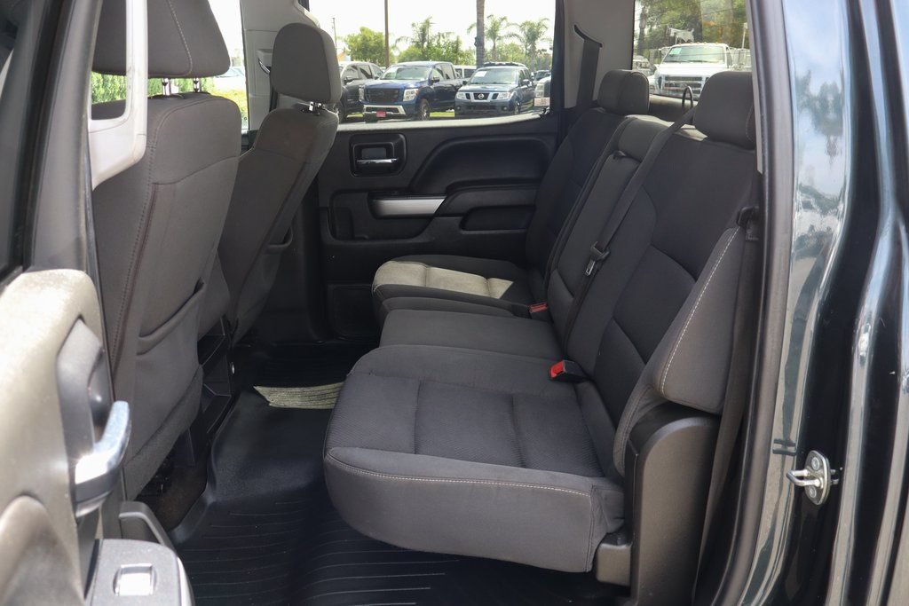 Used 2018 Chevrolet Silverado 1500 LT w/ All Star Edition AWD/4WD image 31