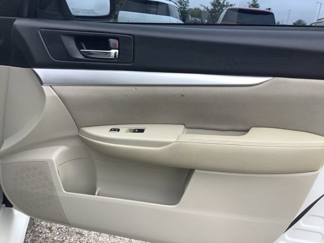 Used 2014 Subaru Legacy 2.5i Premium AWD/4WD image 27
