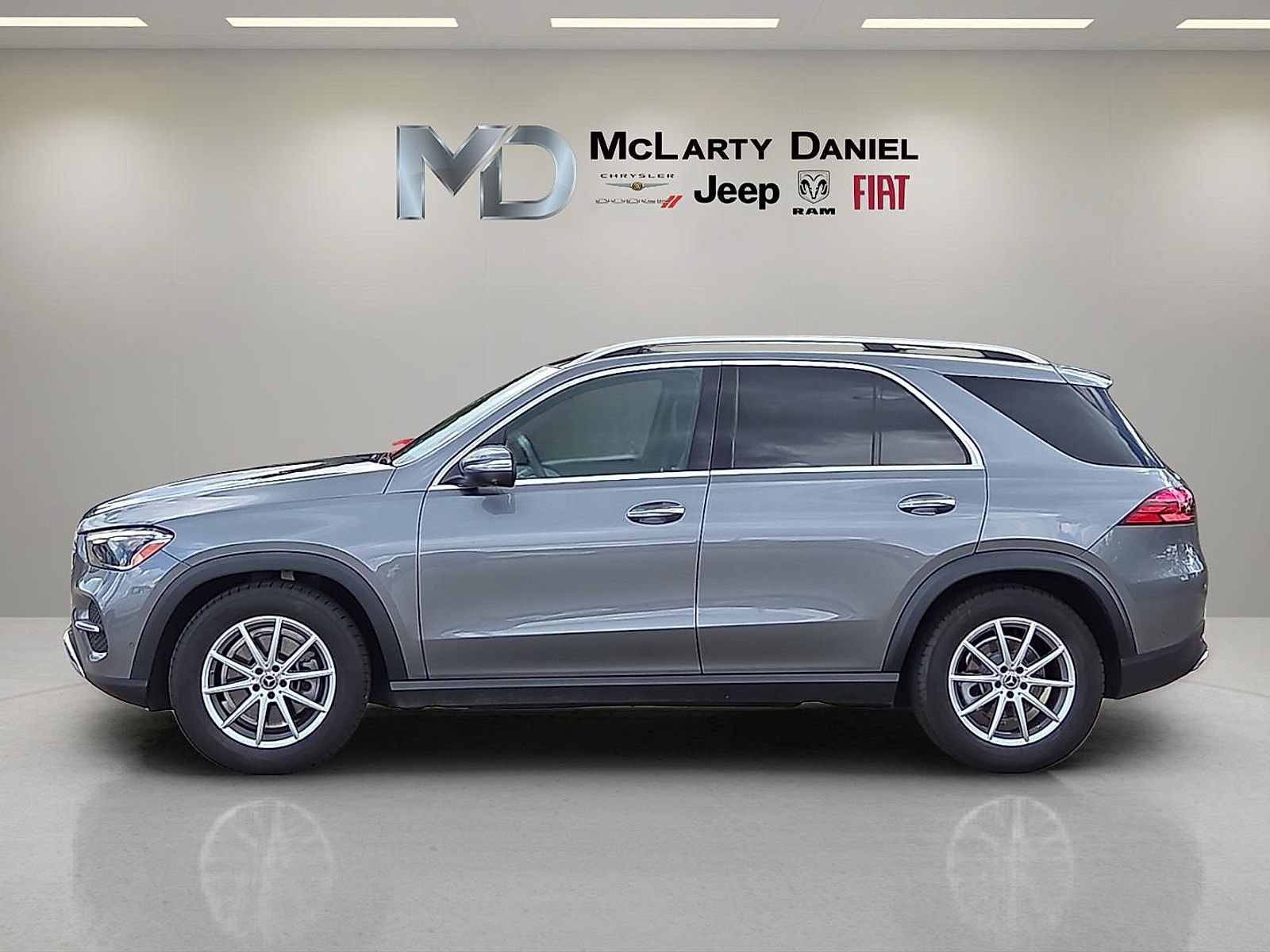 Used 2025 Mercedes-Benz GLE 350 4MATIC video 3