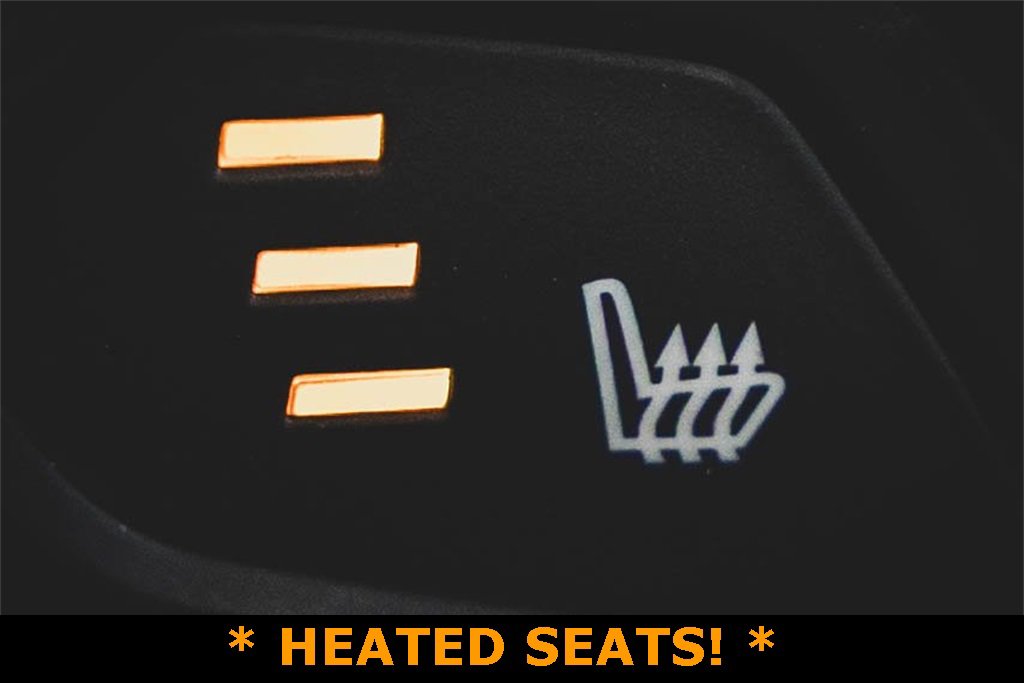 Used 2018 Chevrolet Cruze LT w/ Convenience Package image 6