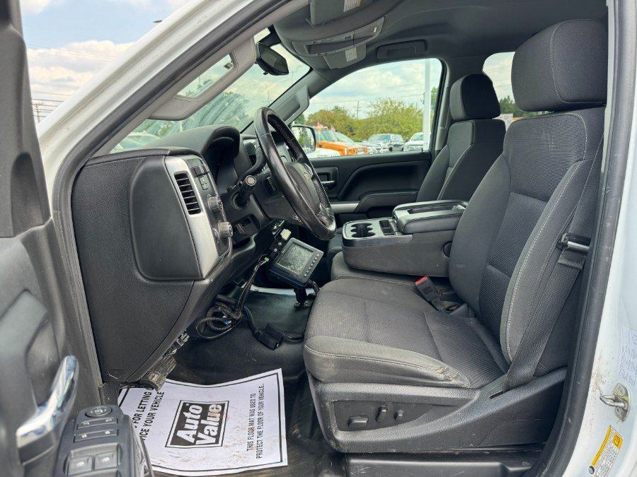 Used 2018 Chevrolet Silverado 2500 LT AWD/4WD image 15