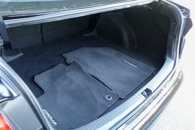 Certified 2023 Toyota Corolla LE image 27