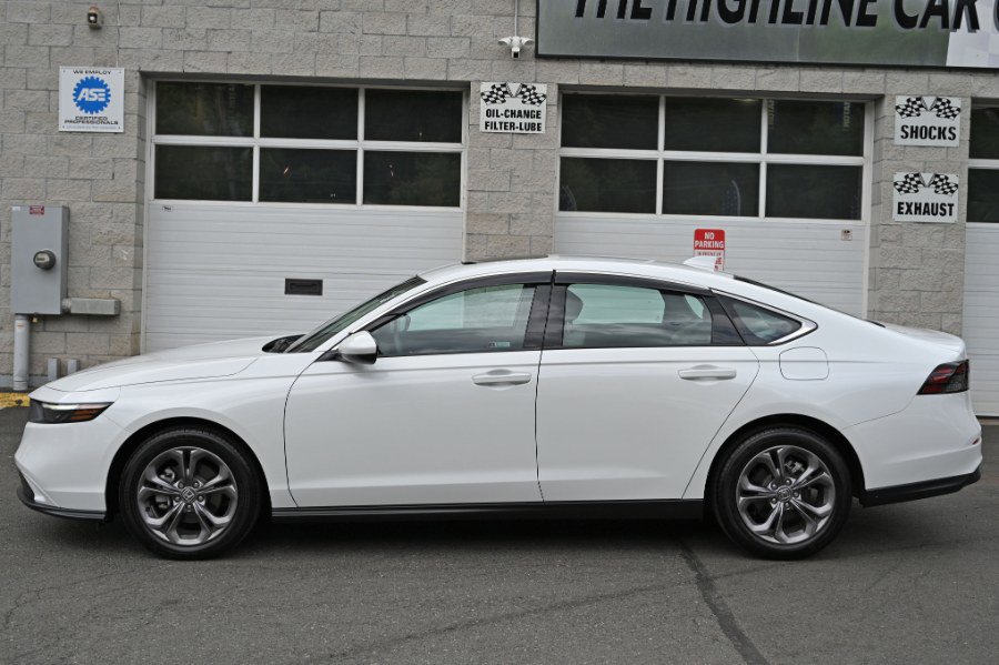 Used 2024 Honda Accord EX image 3