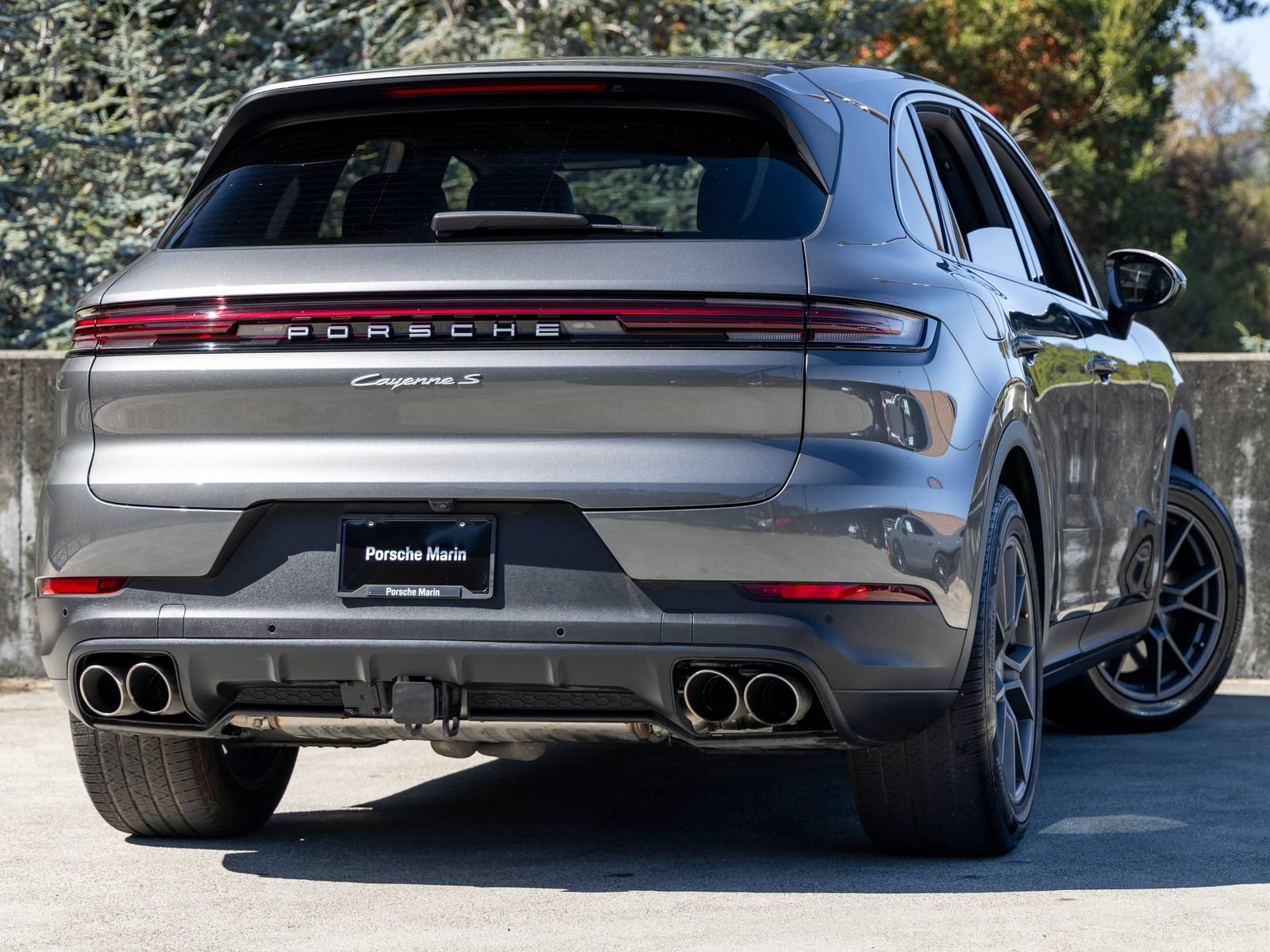 Certified 2024 Porsche Cayenne S AWD/4WD image 11